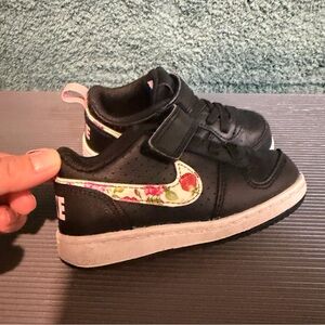 Nike Court Borough Low Vintage Floral